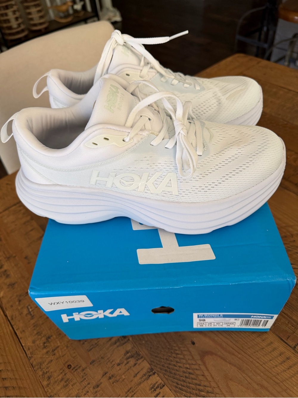 HOKA Bondi 8 Women’s Size 9